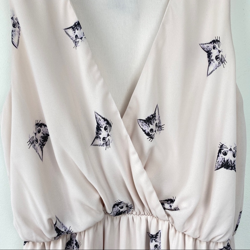 Everly Cat Dress Light Pink Women's Size Medium - Picture 3 of 9